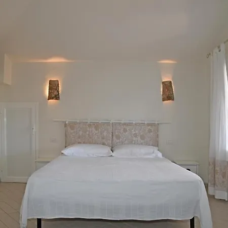 La Casa Di Ziu Menicu Ferienhaus *